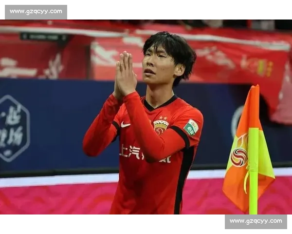 年轻双子星闪耀！海港客场 3-1 河南，李新翔首球 + 莱昂纳多传射建功