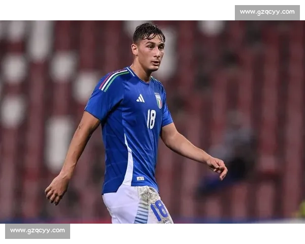 官方：27 岁门将巴列斯自由身回归贝蒂斯 青训出身签约至 2030 年