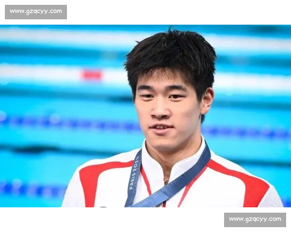 潘展乐陷入低谷期：世界排名跌出前十，世锦赛冲冠面临巨大挑战